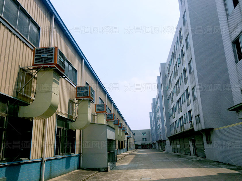 車間降溫方案配置節(jié)能環(huán)?？照{(diào)，使用效果沒話說